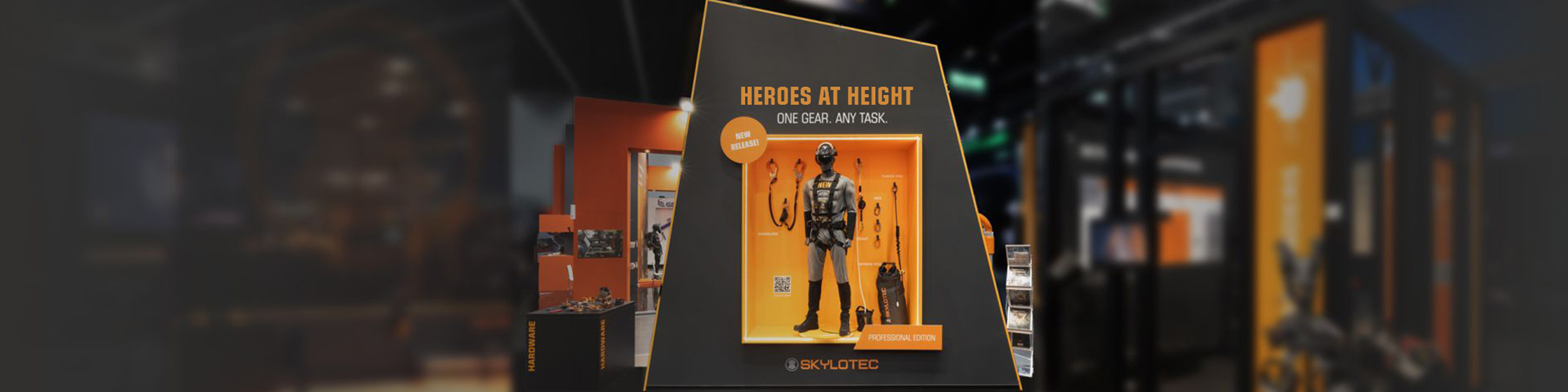 Kaufdisplay, Ausstellungsstand, Kampfanzug, Schwarz-Grau, Lackiertes Display